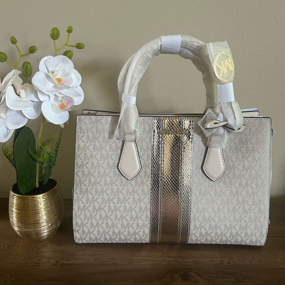 Michael Kors Sheila Medium Signature And Metallic Satchel Bag NEW💛🔥